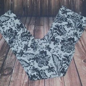 Areopostale Floral Leggings size XL